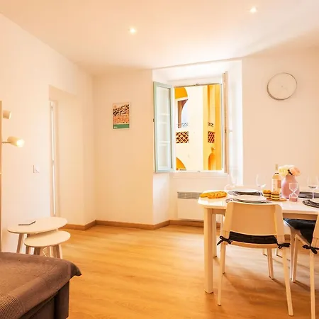 The Bay Ap4371 By Riviera Homes * Villefranche-sur-Mer